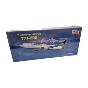Minicraft Model Kits Continental Airlines 777-200 1/144 Scale PlasticModel 14478